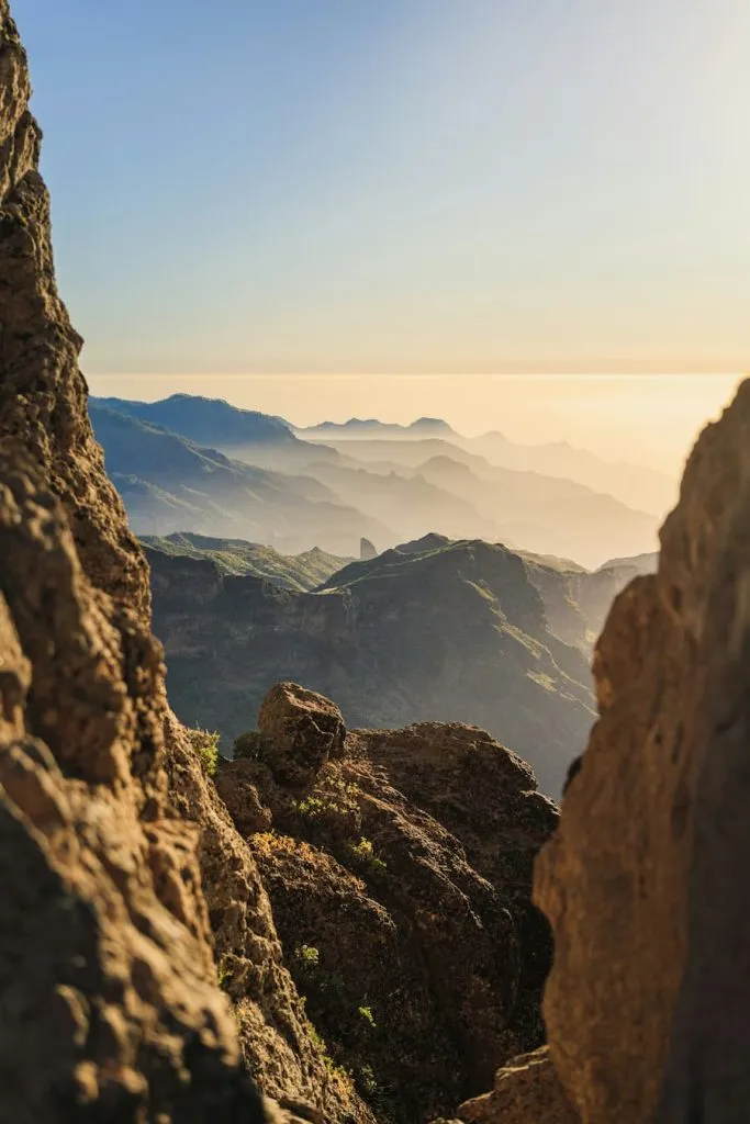 Volcanic landscapes and Roque Nublo in Gran Canaria | Foto de Daniel SeĂler en Unsplash Volcanic landscapes and Roque Nublo in Gran Canaria